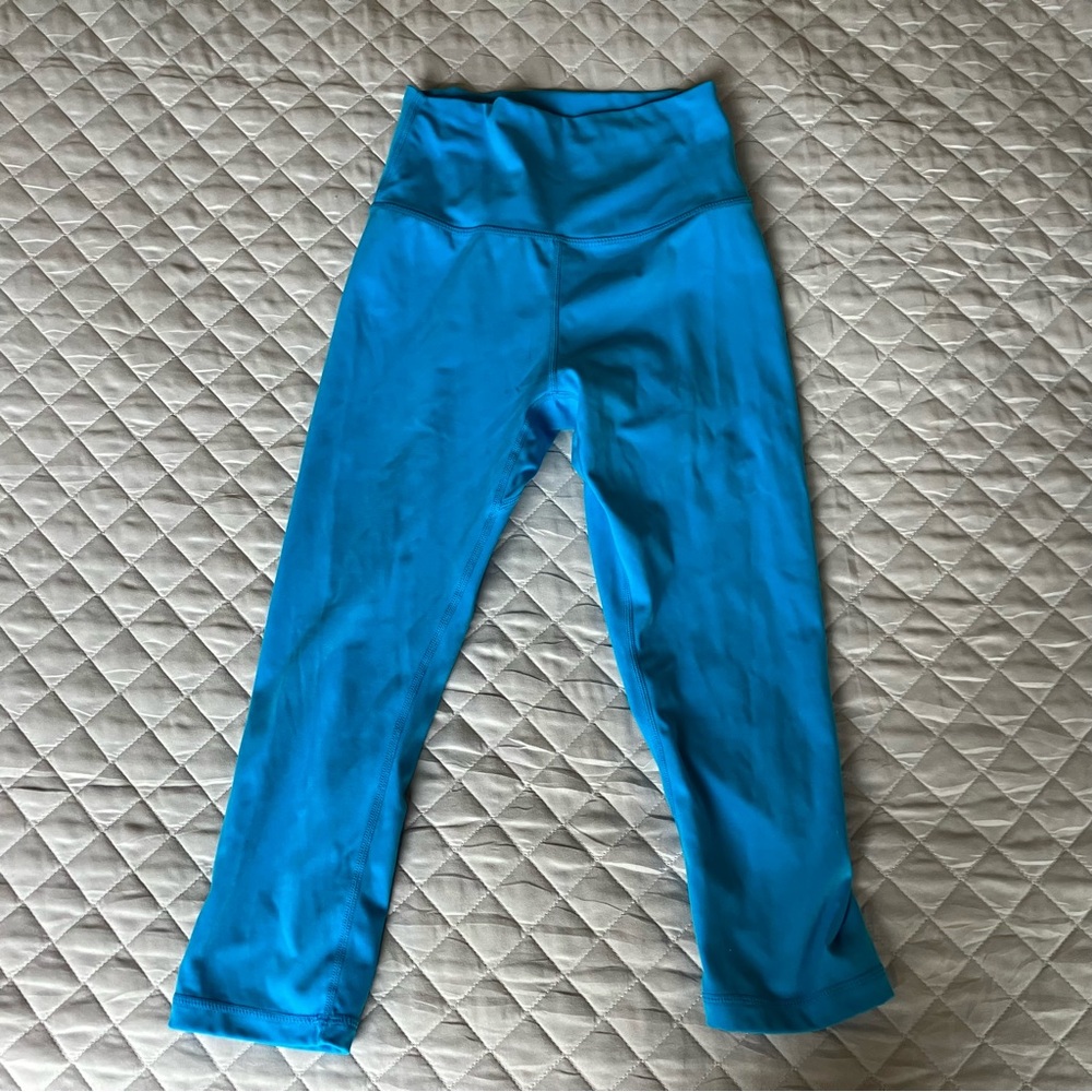BuffBunny Capri Leggings